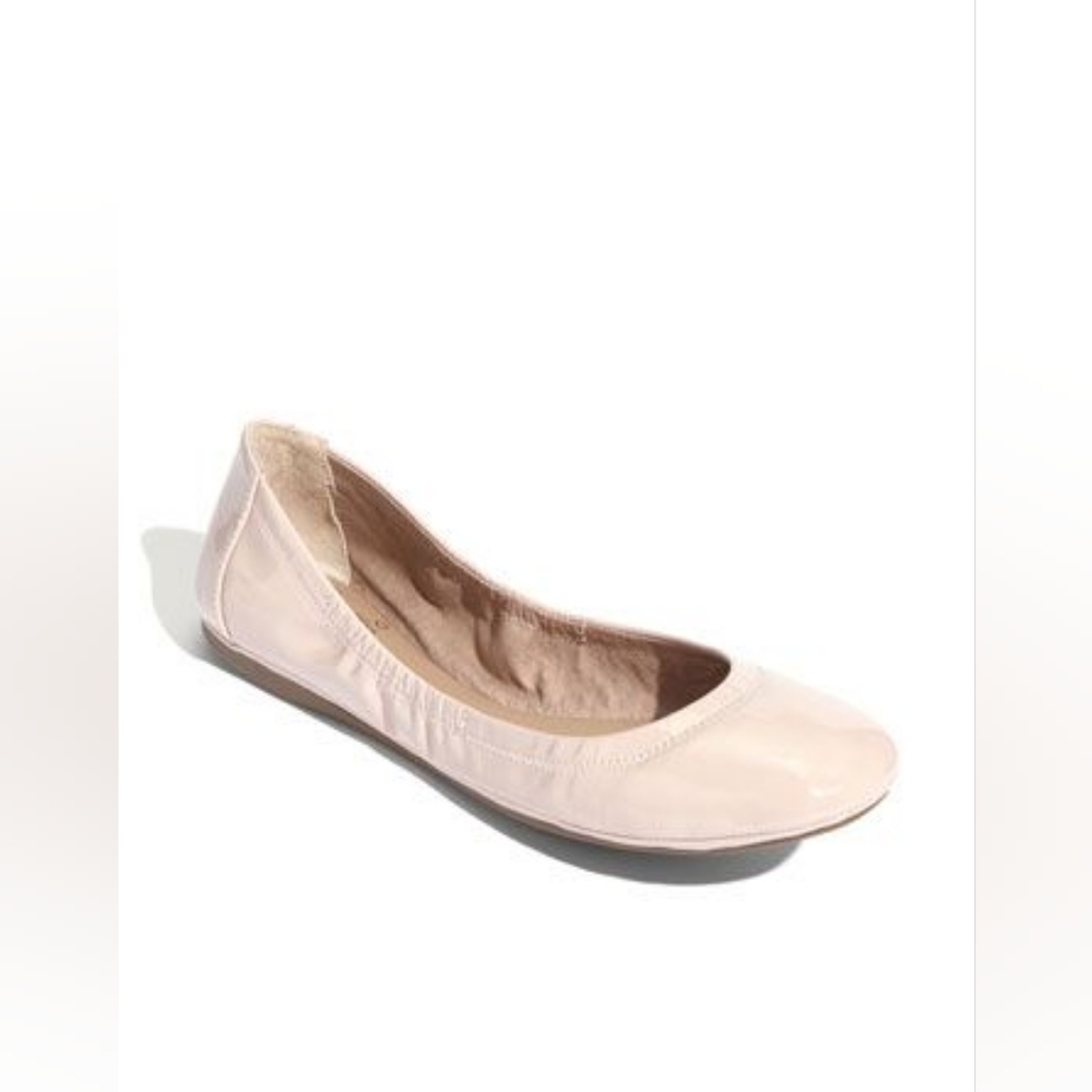 Vince Camuto Elegant Women's Beige Ballet Flats Size 6